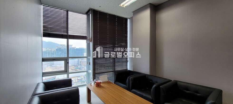 경기 안양동안구 관양동 디지털엠파이어 월세 30평 월세 매물번호 10061 사진 5