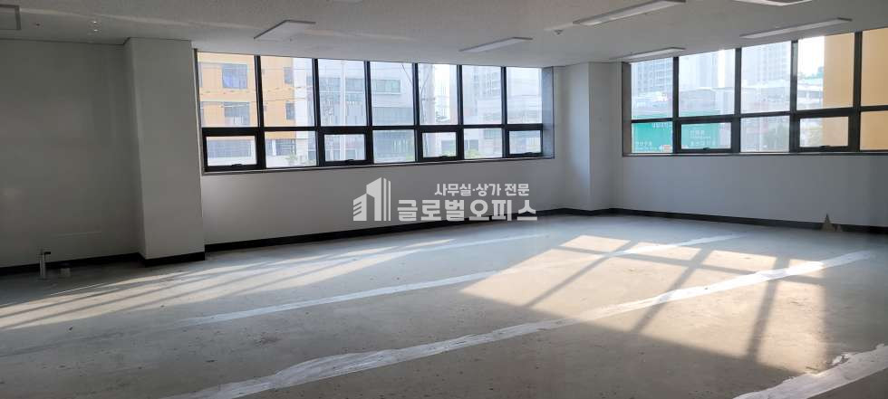 경기 안양동안구 비산동 비산동 도로변 상가 월세 144평 월세 매물번호 10113 사진 1