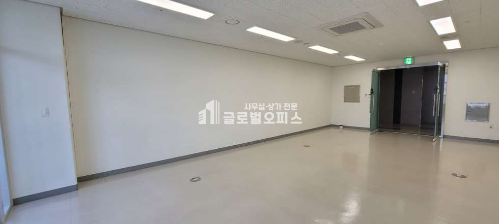 경기 안양동안구 평촌동 평촌 아이에스비즈타워 매매 30평 매매 매물번호 10149 사진 5