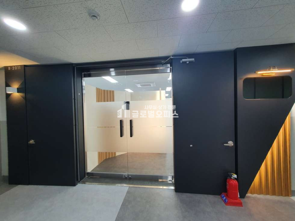 경기 안양만안구 안양동 1432 B동 안양아이에스비즈센트럴 전용 22평 월세 월세 매물번호 10176 사진 1