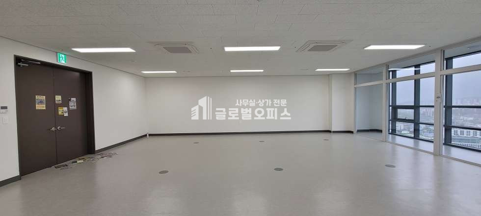 경기 안양만안구 안양동 1432 A동 안양아이에스비즈센트럴 전용 26.8평 월세 월세 매물번호 10187 사진 5