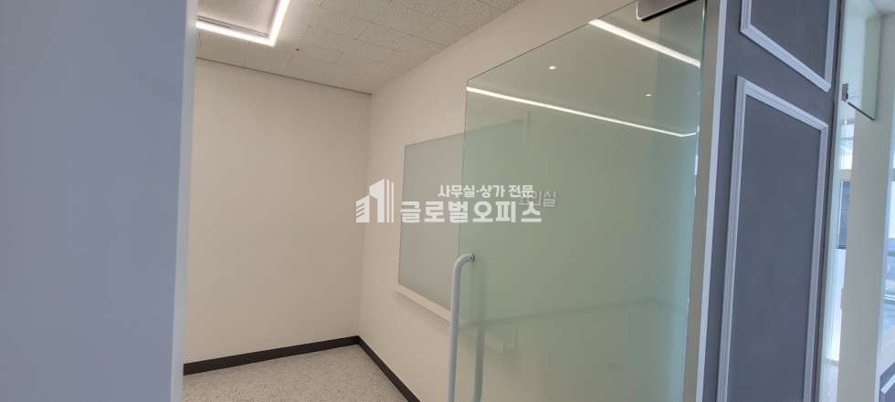 경기 안양만안구 안양동 1432 A동 안양아이에스비즈센트럴 전용 33평 월세 월세 매물번호 10193 사진 12
