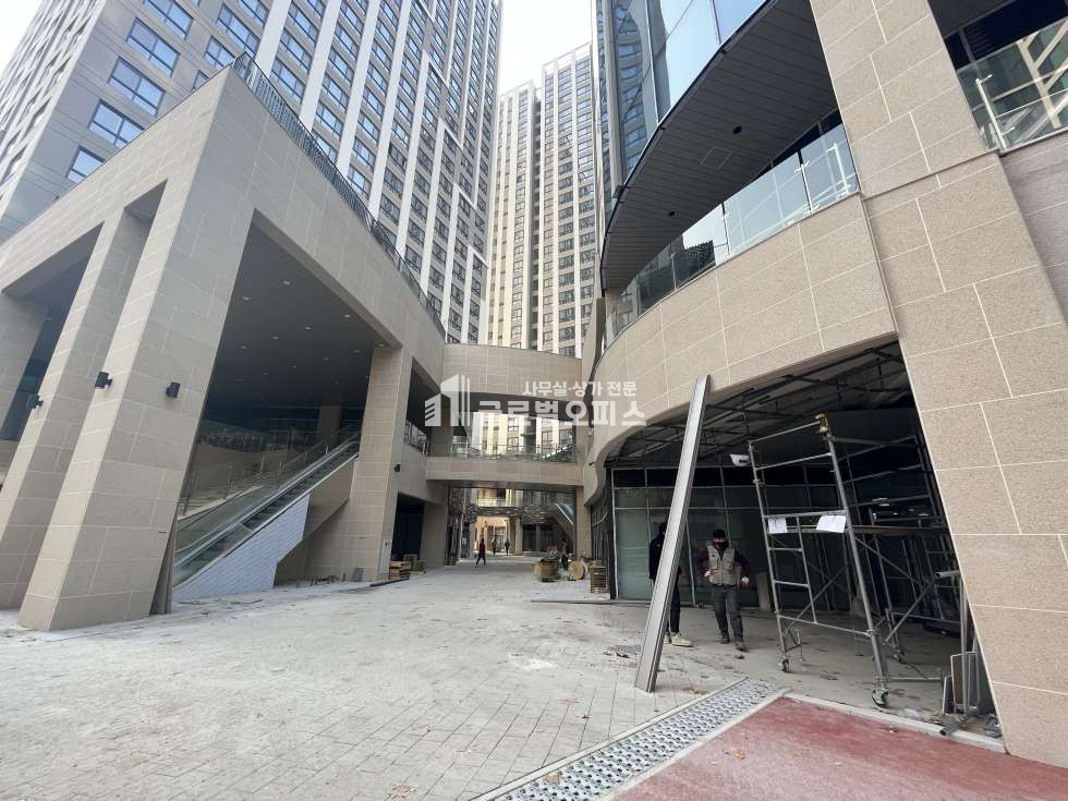 경기 과천시 중앙동 38 힐스테이트 과천중앙 전용 31평 월세 (근린생활시설 용도의 사무실) 월세 매물번호 10246 사진 8