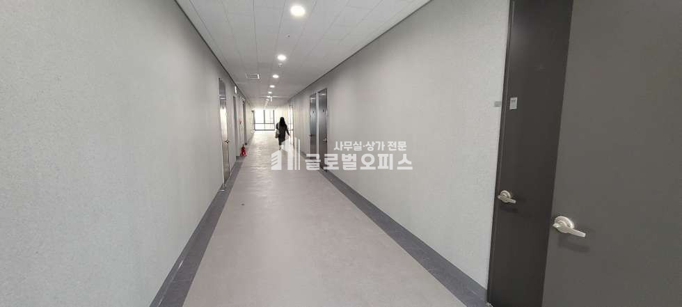 경기 과천시 중앙동 38 힐스테이트 과천중앙 전용 27평 월세 월세 매물번호 10251 사진 8