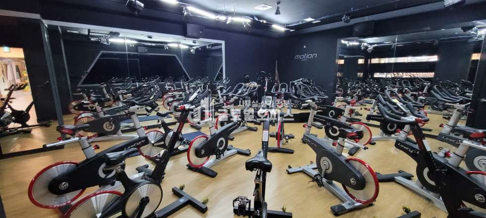 경기 안양동안구 관양동 1746-3 휘트니센터,스크린골프,골프연습장등 근린생활시설로 사용가능한 상가 전용342평 매매 매물번호 10264 사진 8