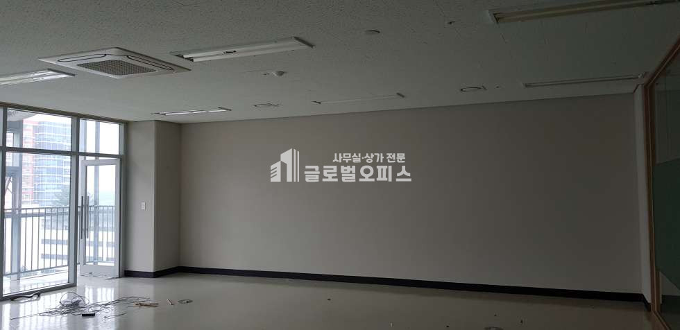 경기 안양동안구 관양동 954-1 평촌디지털엠파이어 전용 31평 월세 월세 매물번호 10278 사진 3