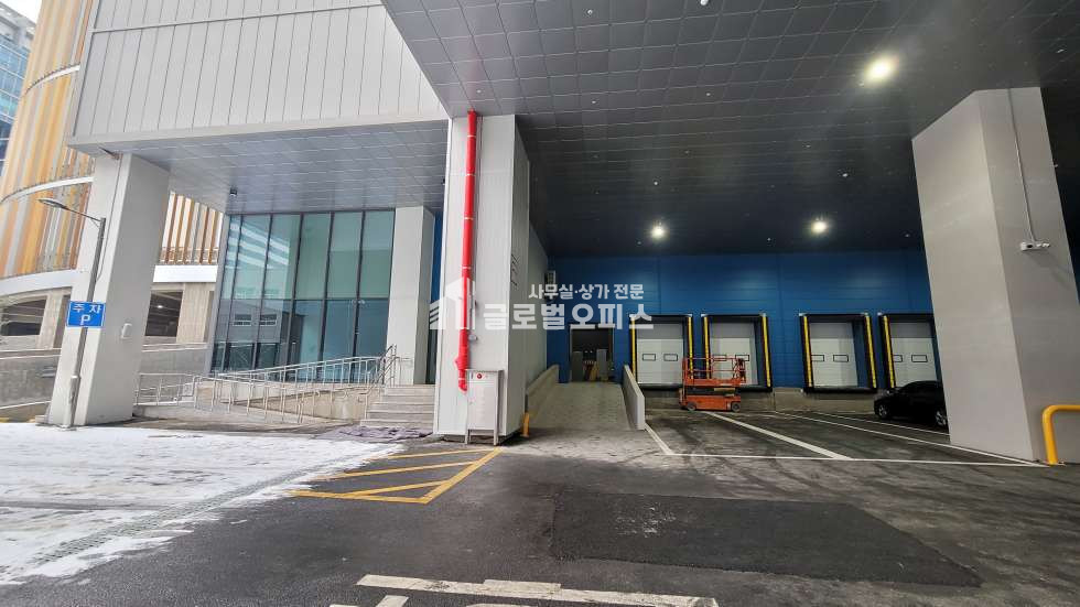 경기 안양동안구 관양동 934 안양물류센터 월세 전용 1,738평 1층 전체 사용가능 월세 매물번호 10286 사진 3
