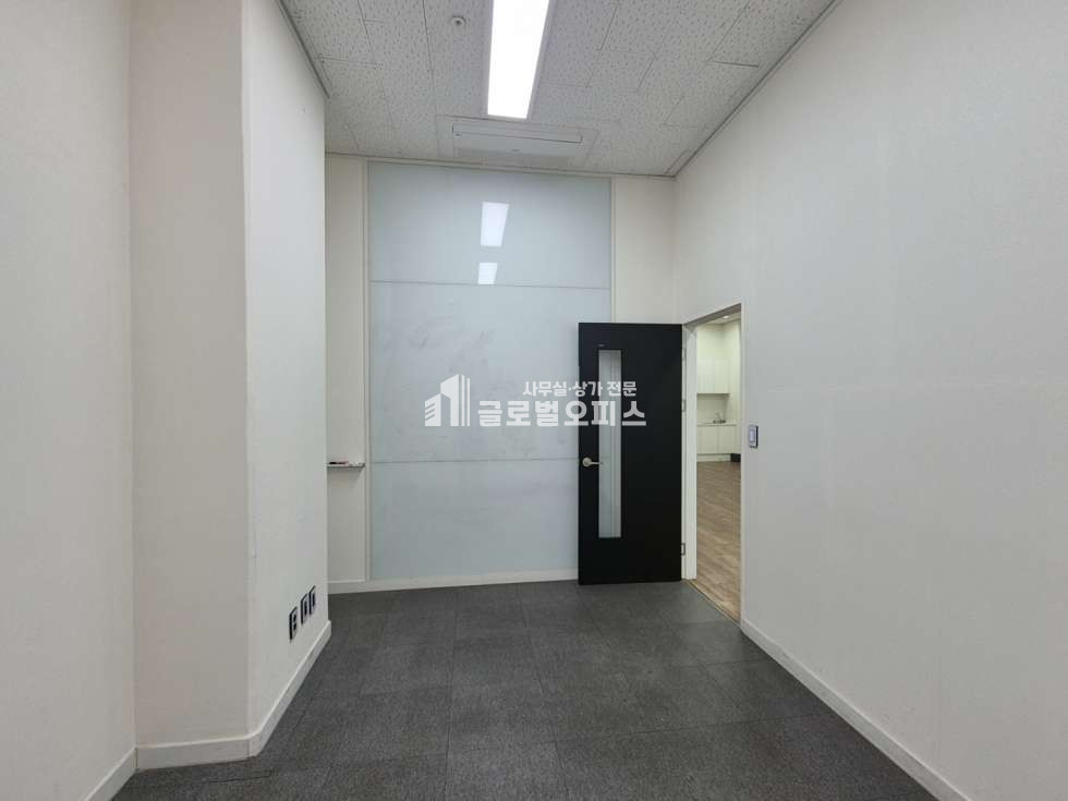 경기 안양동안구 관양동 1307-37 관양두산벤처다임동 관양두산벤처다임 지식산업센터 전용40평 임대 월세 매물번호 10304 사진 9