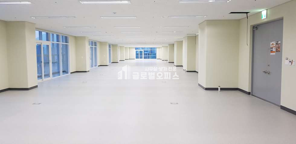 경기 안양동안구 관양동 평촌역하이필드 전용187 (실면적 230평) 임대 월세 매물번호 10306 사진 1