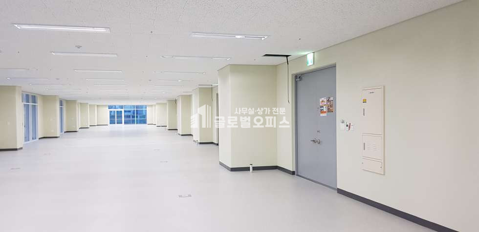 경기 안양동안구 관양동 평촌역하이필드 전용187 (실면적 230평) 임대 월세 매물번호 10306 사진 3