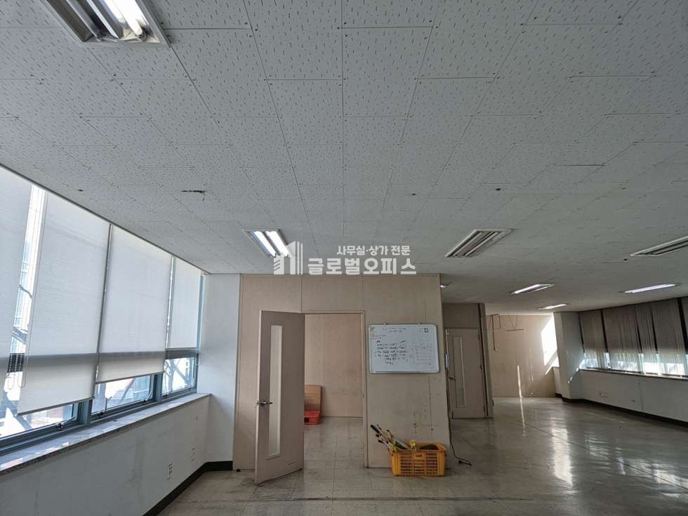 경기 안양만안구 안양동 196-46 (케이디씨빌딩) 1동 전용75평, 2층 전체 사용하는 프라이빗한 사무실 월세 매물번호 10317 사진 5