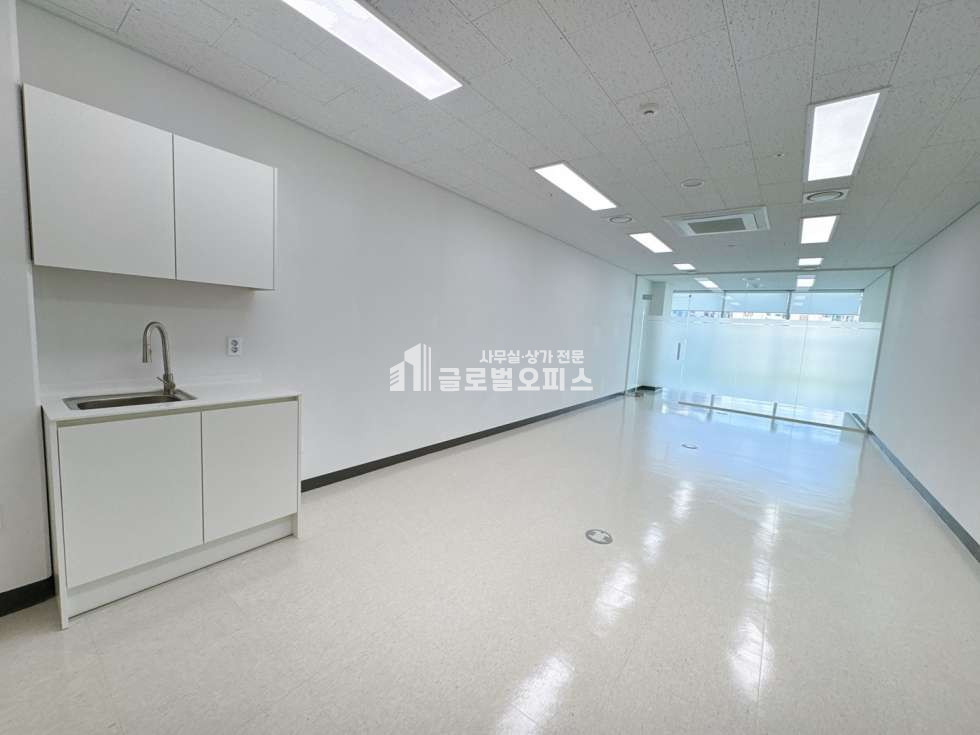 경기 안양동안구 호계동 555-26 전용17평, 룸1 인테리어 완비된 세련된 사무실 .금정역도보5분 월세 매물번호 10331 사진 5