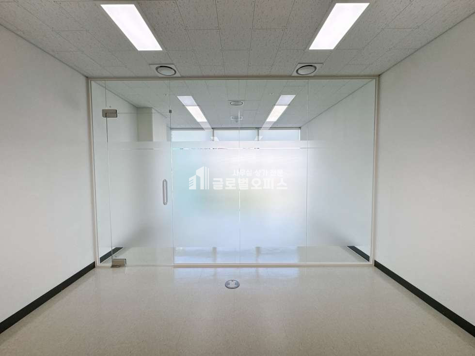 경기 안양동안구 호계동 555-26 전용17평, 룸1 인테리어 완비된 세련된 사무실 .금정역도보5분 월세 매물번호 10331 사진 6